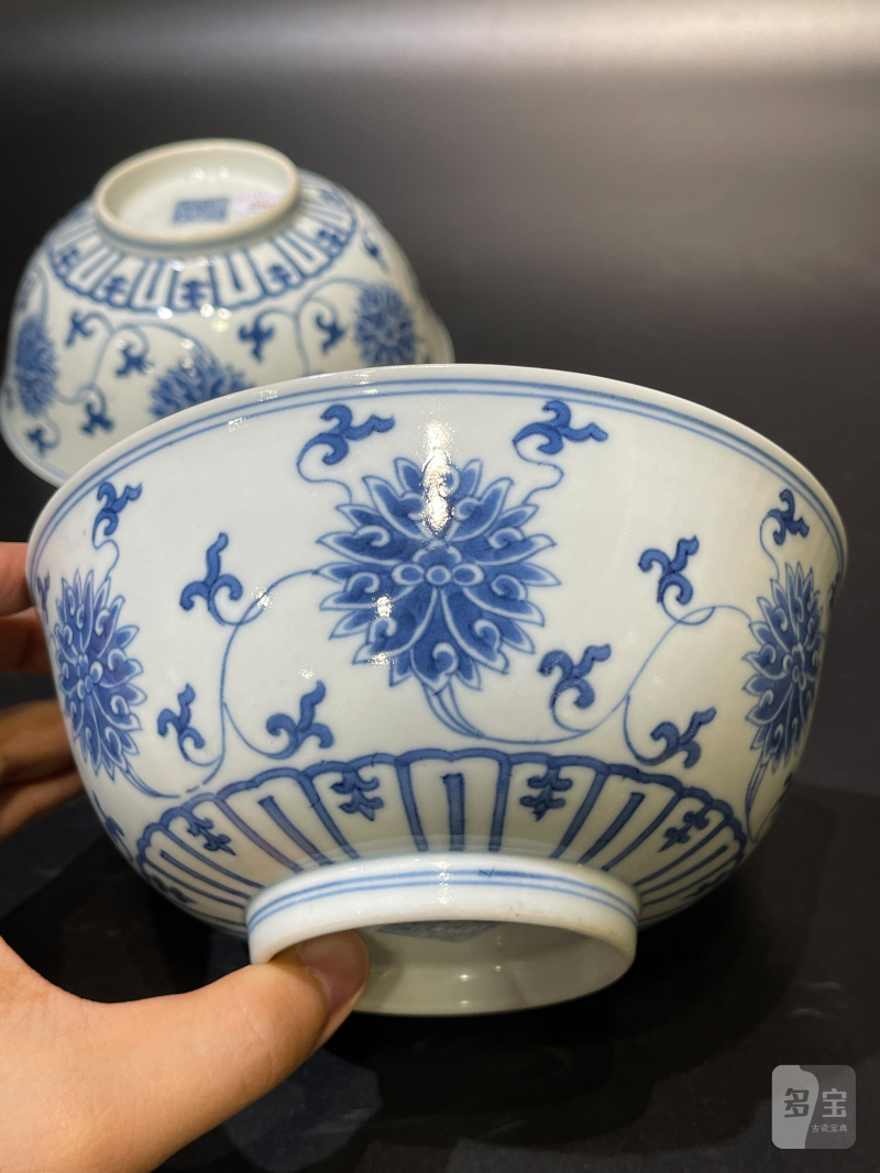 清道光 青花缠枝莲纹碗一对 - 图15